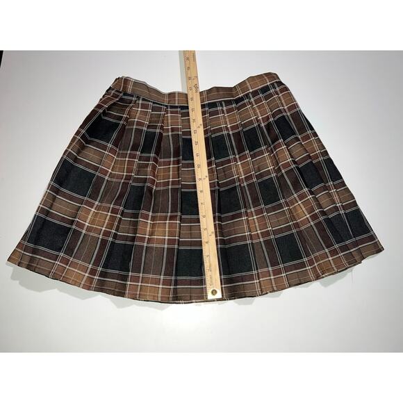 Urban coco women’s brown & black pleaded skirt with built in shorts - Picture 6 of 10